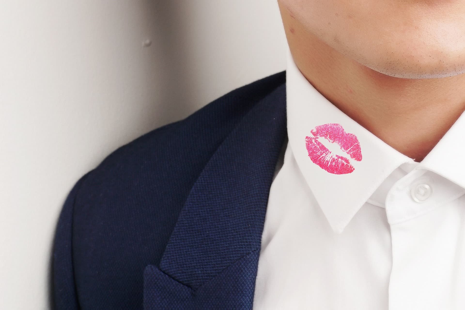 How to Tell If Your Partner Is Lying About Cheating